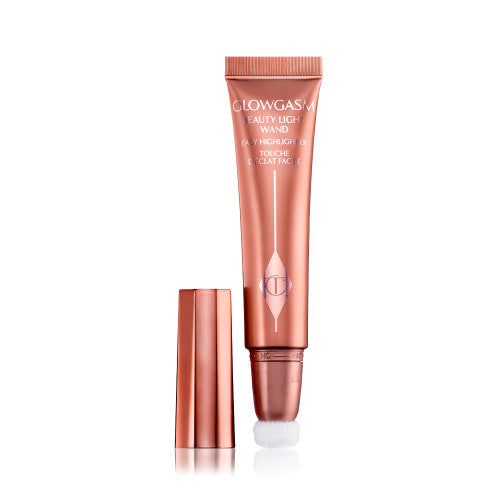 https://buraki.pk/products/charlotte-tilbury-beauty-light-wand
