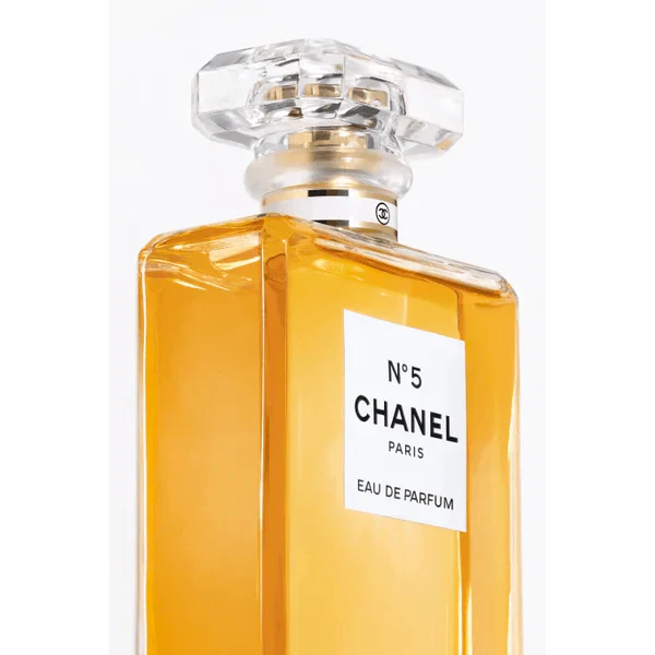 https://buraki.pk/products/chanel-n-5-for-women-100ml