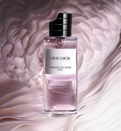 https://buraki.pk/products/dior-gris-unisex-eau-de-perfume-125ml