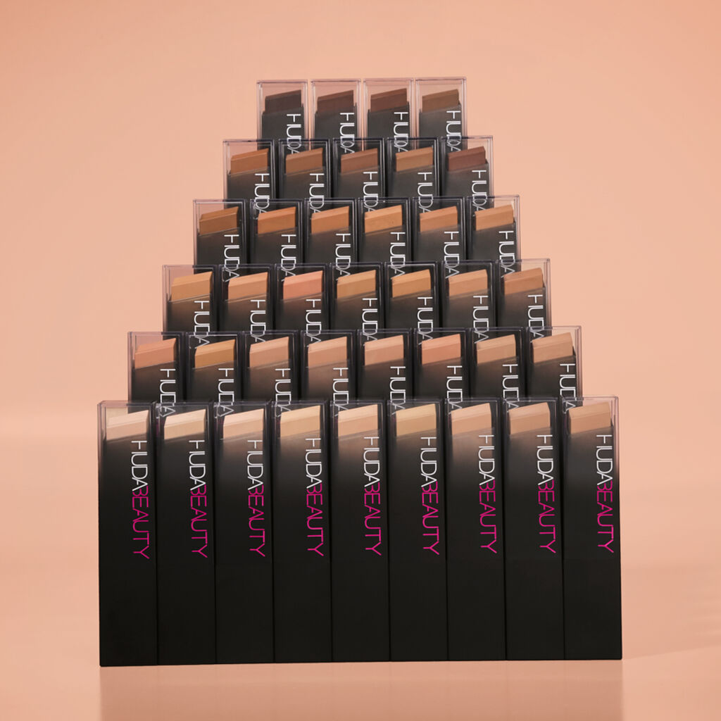 https://buraki.pk/products/huda-beauty-fauxfilter-skin-finish-buildable-coverage-foundation-stick
