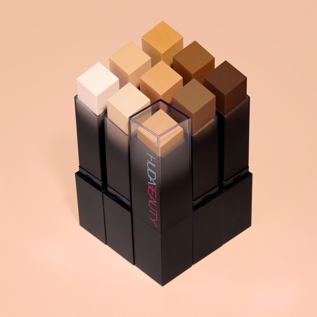 https://buraki.pk/products/huda-beauty-fauxfilter-skin-finish-buildable-coverage-foundation-stick