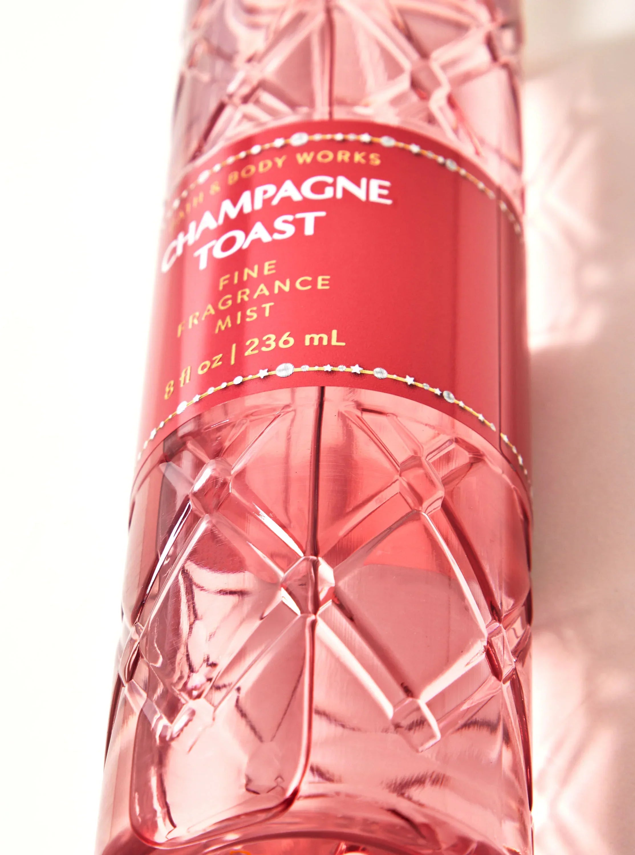https://buraki.pk/products/bath-and-body-works-fine-fragrance-mist-champagne-toast