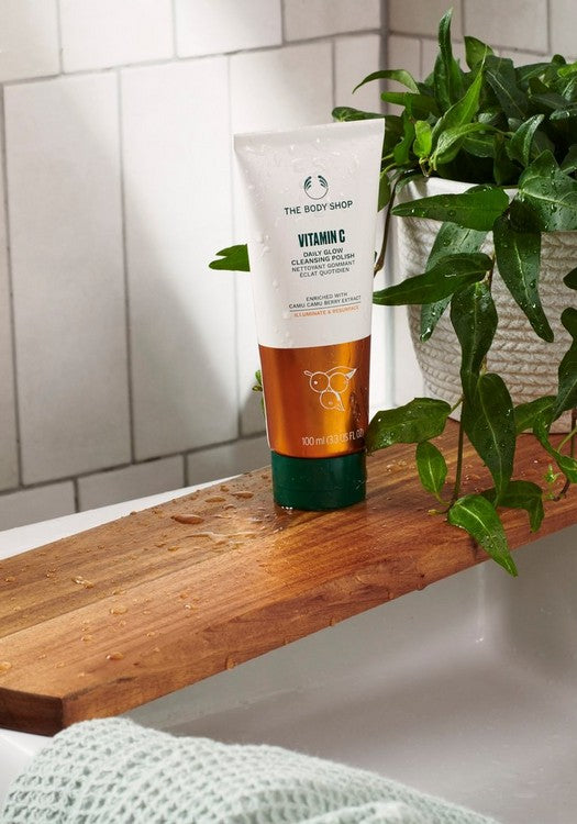 Vitamin C Daily Glow Cleansing Polish - 100 ml