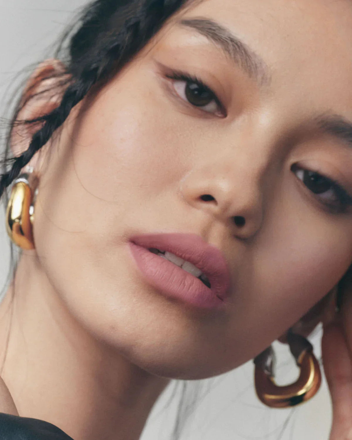 https://buraki.pk/products/fenty-beauty-fenty-icon-velvet-liquid-lipstick
