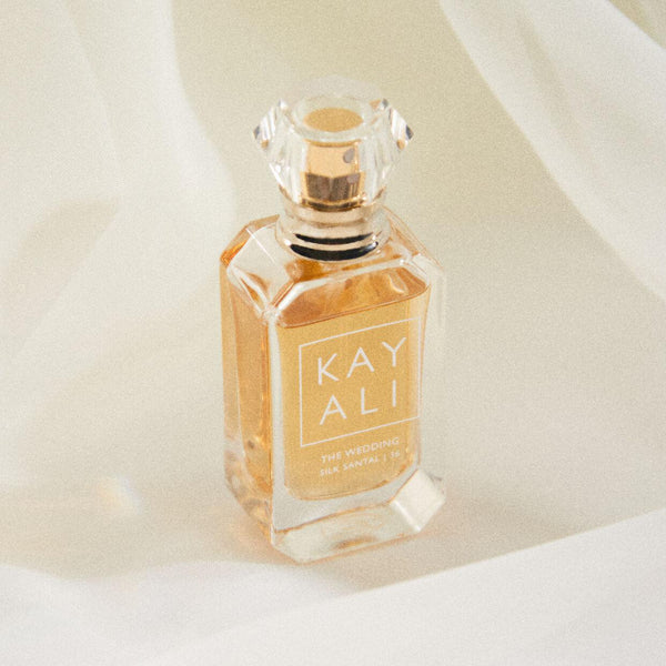 https://buraki.pk/products/huda-beauty-wedding-silk-santal-36-10ml