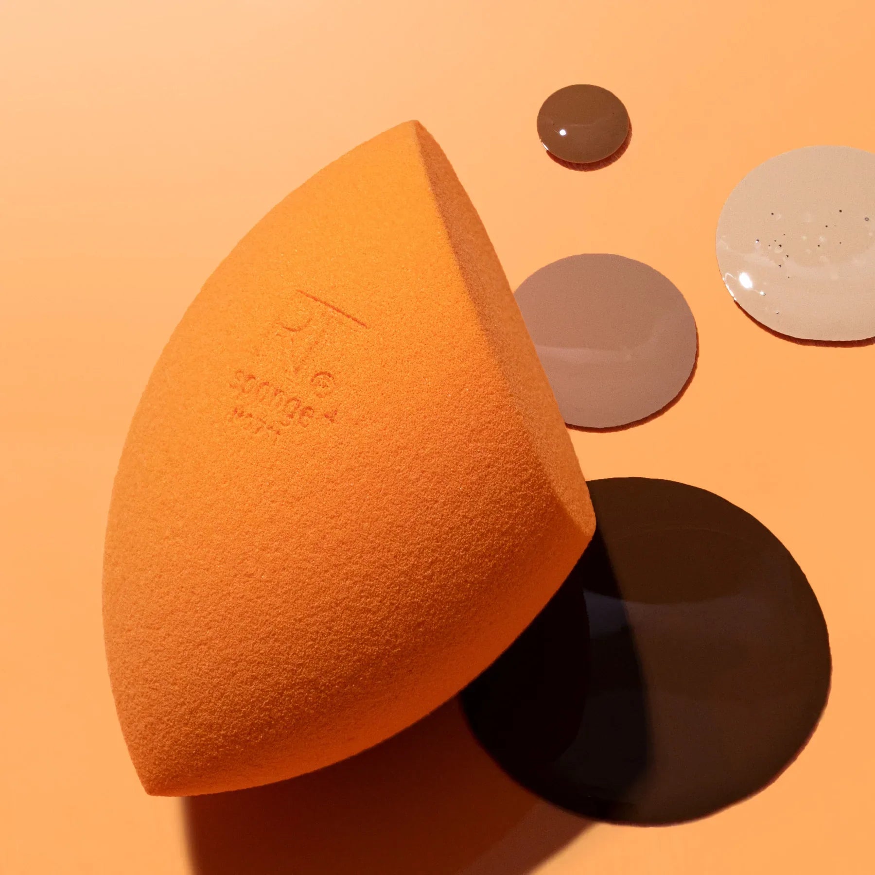 https://buraki.pk/products/real-technique-miracle-complexion-sponge-4-count