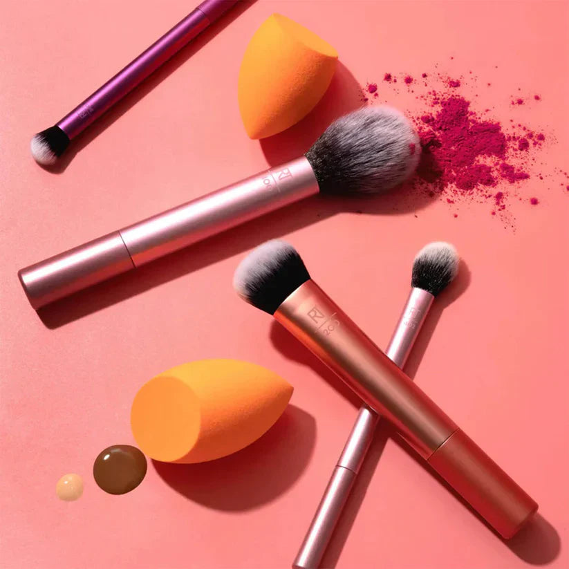 https://buraki.pk/products/real-technique-essential-6-piece-brush-set