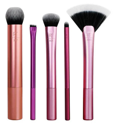https://buraki.pk/products/real-techniques-artist-essentials-brush-set