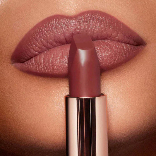 https://buraki.pk/products/sephora-favourties-perfect-pout-lipkit