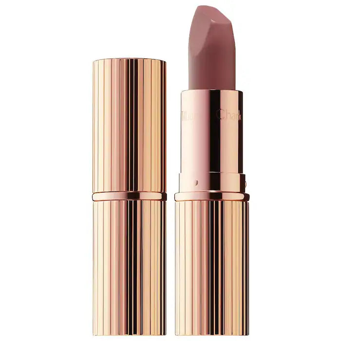 https://buraki.pk/products/sephora-favourties-perfect-pout-lipkit