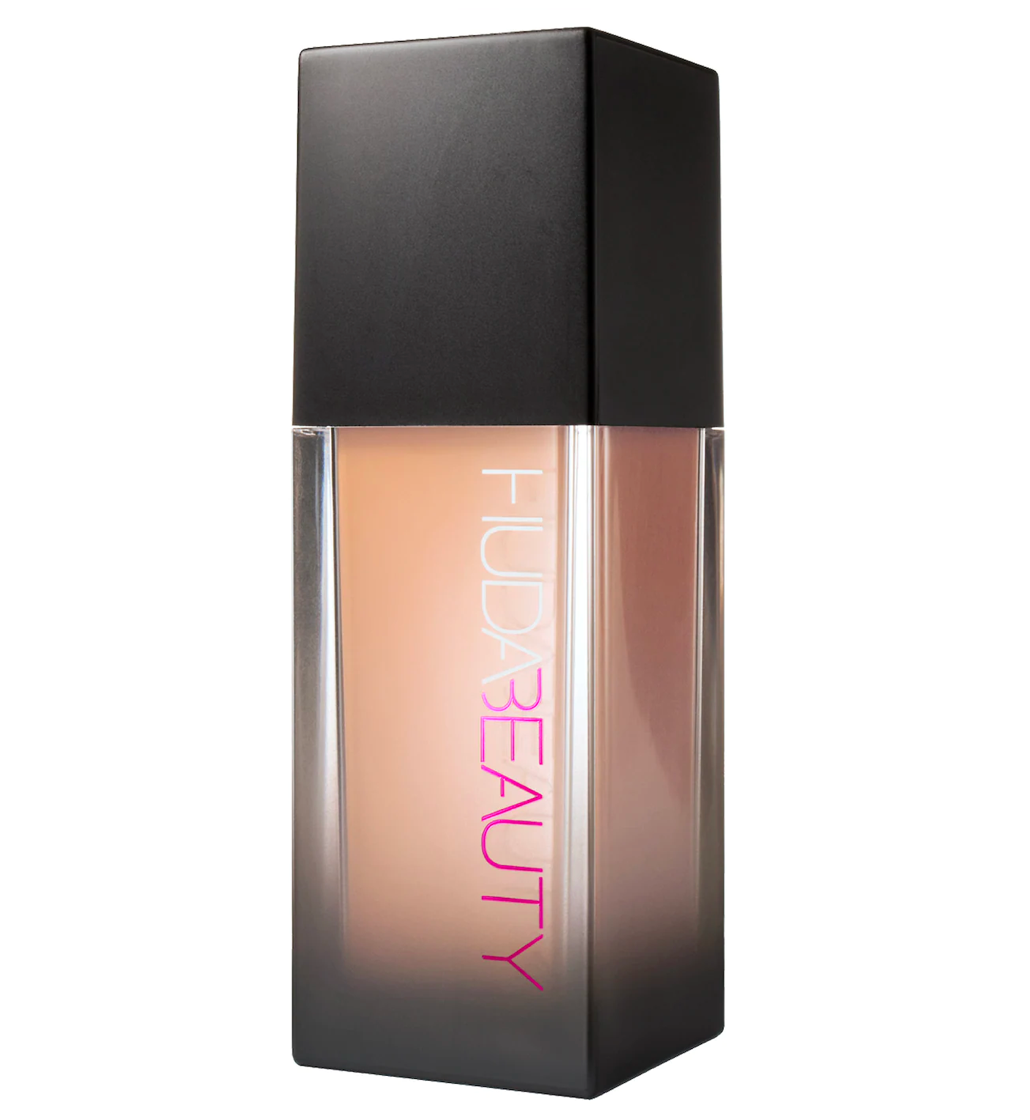 https://buraki.pk/products/huda-beauty-fauxfilter-luminous-matte-liquid-foundation