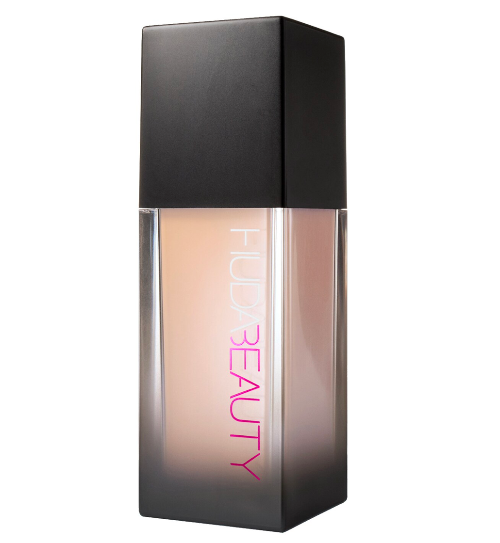 https://buraki.pk/products/huda-beauty-fauxfilter-luminous-matte-liquid-foundation