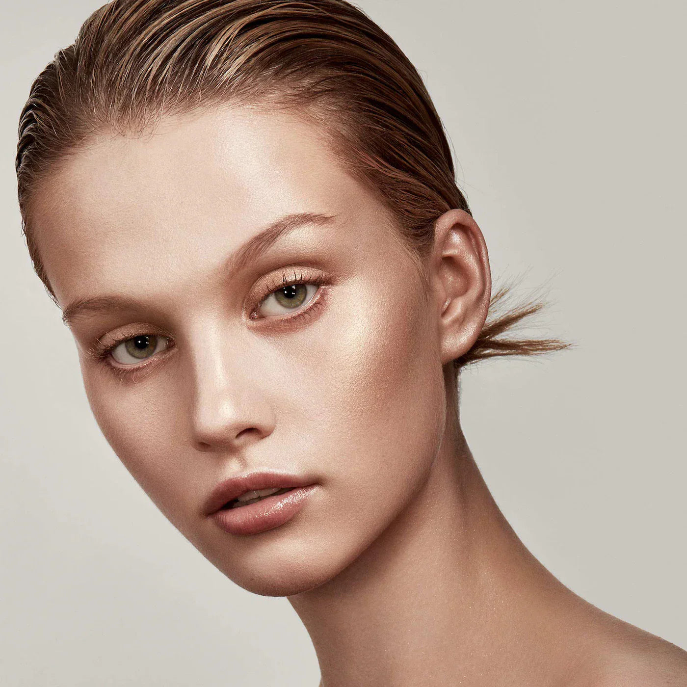 https://buraki.pk/products/fenty-beauty-killawatt-freestyle-highlighter