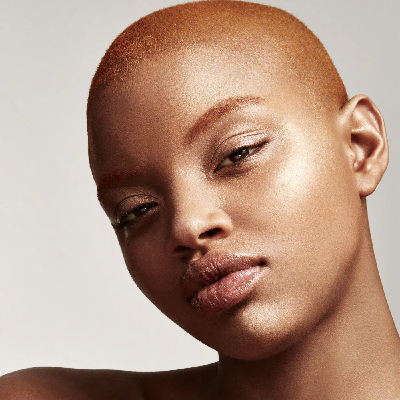 https://buraki.pk/products/fenty-beauty-killawatt-freestyle-highlighter