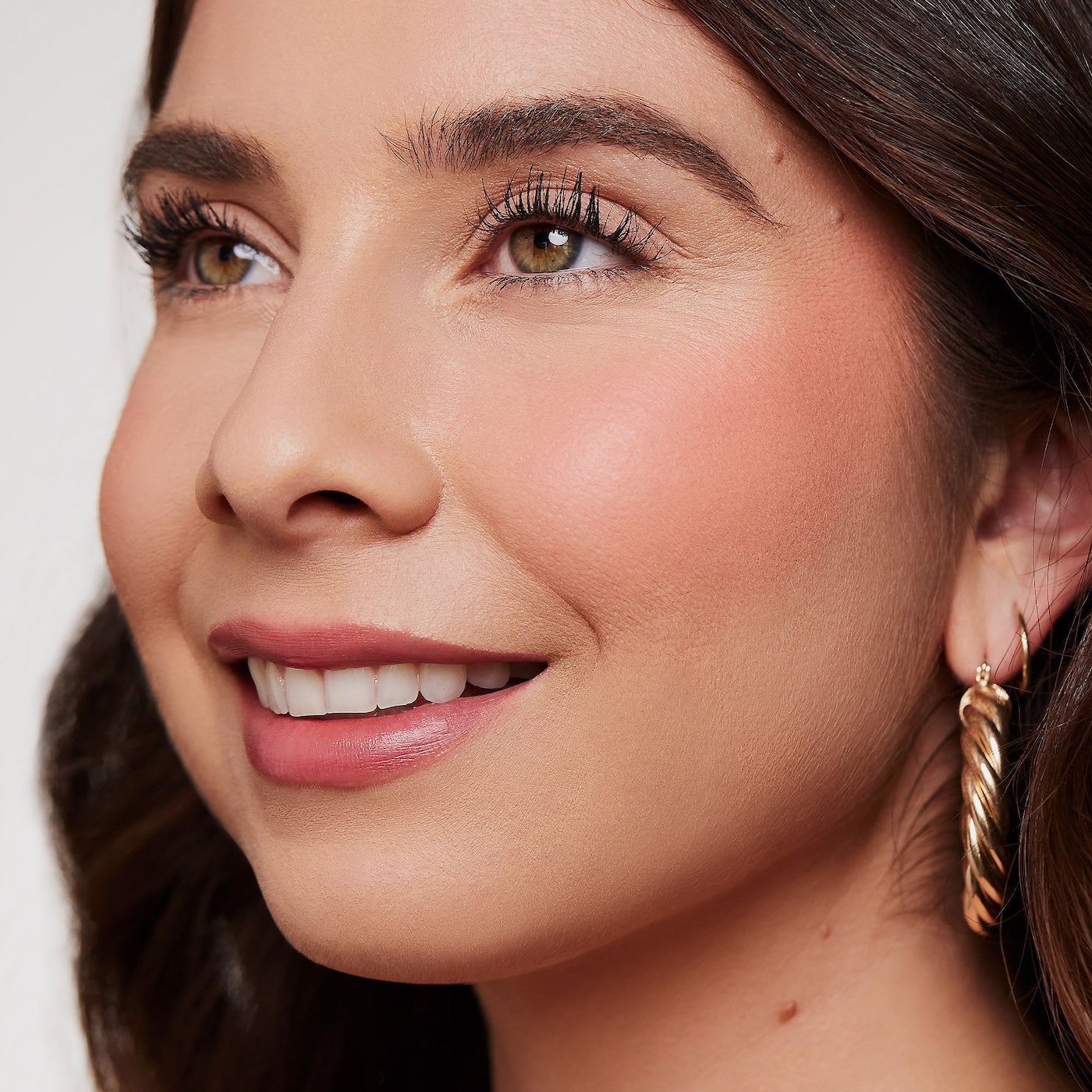 https://buraki.pk/products/rare-beauty-soft-pinch-liquid-blush