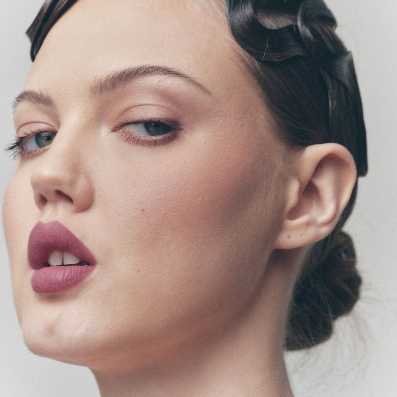 https://buraki.pk/products/fenty-beauty-fenty-icon-velvet-liquid-lipstick