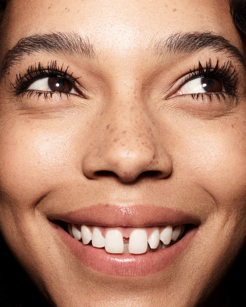 https://buraki.pk/products/fenty-beauty-hella-thicc-volumizing-mascara