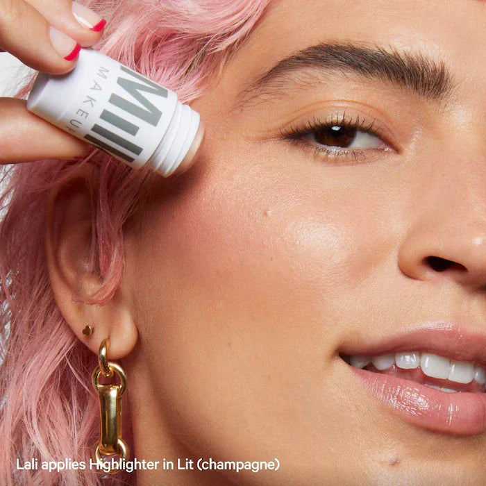 https://buraki.pk/products/sephora-favorites-gleamy-dreamy-makeup-set